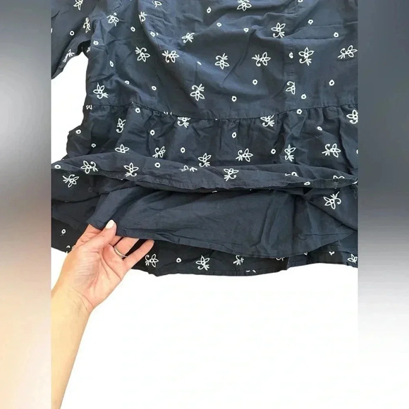 LANE BRYANT Off Shoulder Peplum Blouse Top Blue White Embroidered Size 18 Lined - Picture 2 of 7